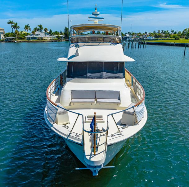 1984 Hatteras 61 Cockpit MY