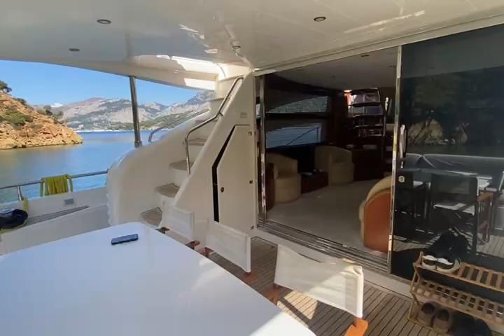 2007 Princess 70 