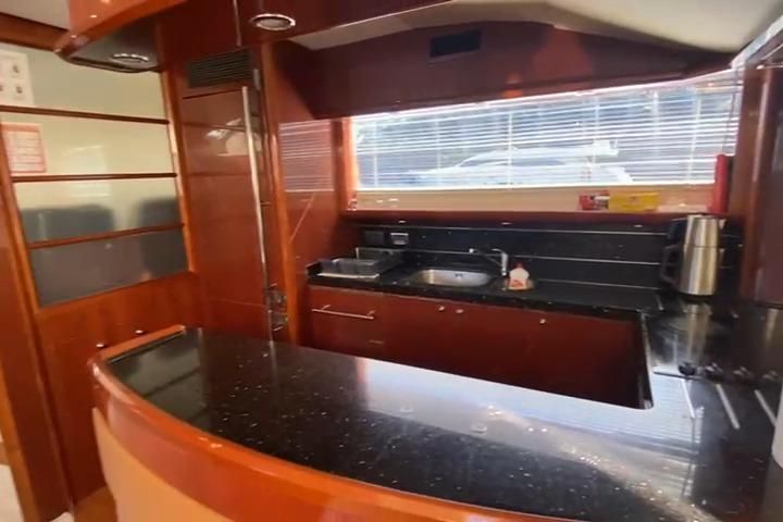 2007 Princess 70 