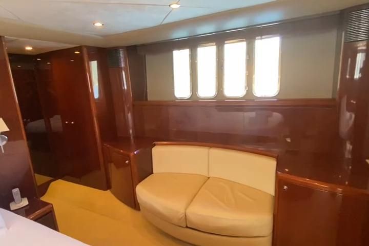 2007 Princess 70 