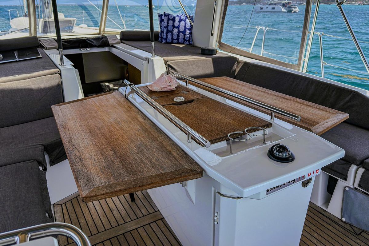 2020 Beneteau 46 