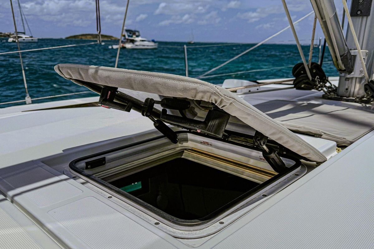 2020 Beneteau 46 