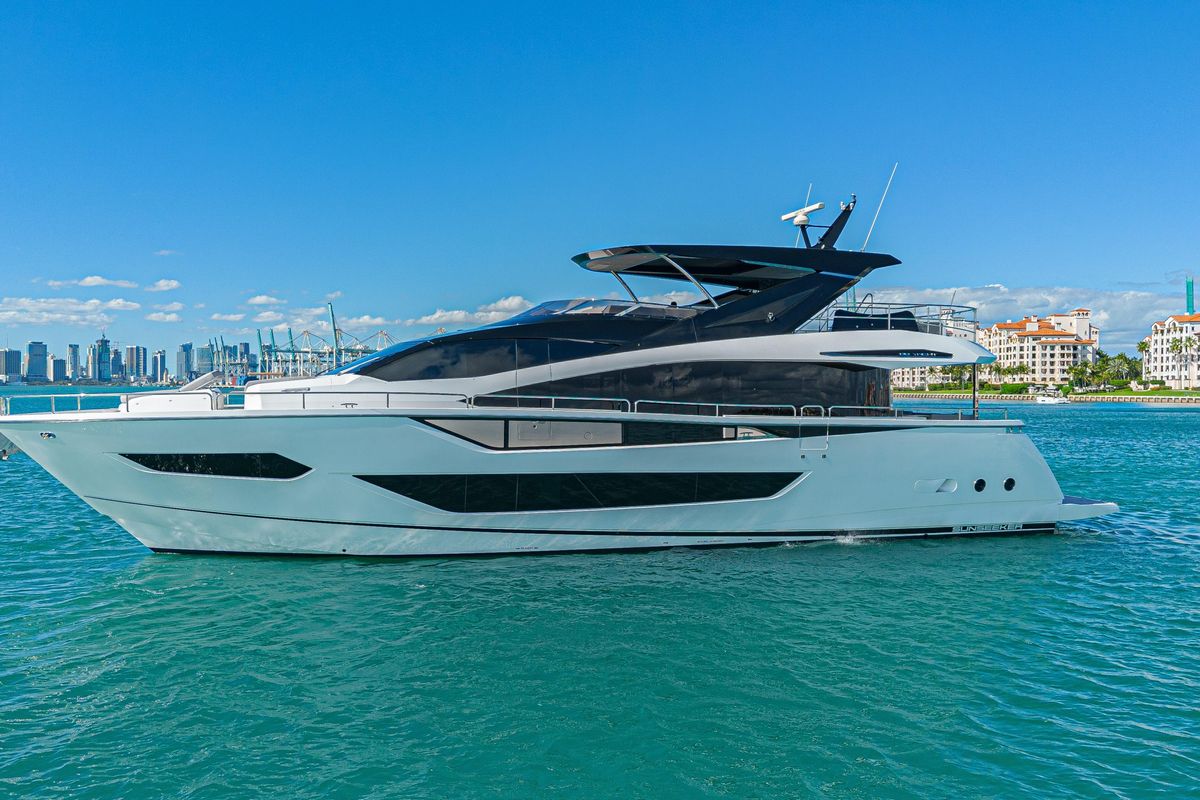 2025 Sunseeker 88 