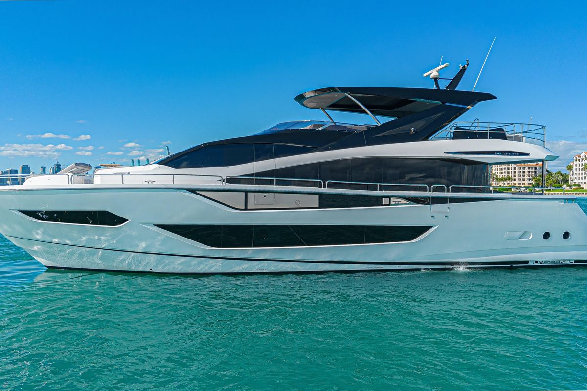 2025 Sunseeker 88 
