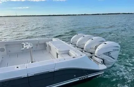 Yacht Photos Pics 2019 HCB 53 Sue&ntilde;os boat with four Yamaha outboard engines on open water.