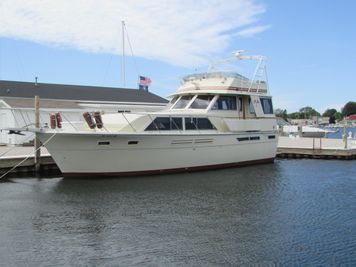 Uniflite 460 Motor Yacht