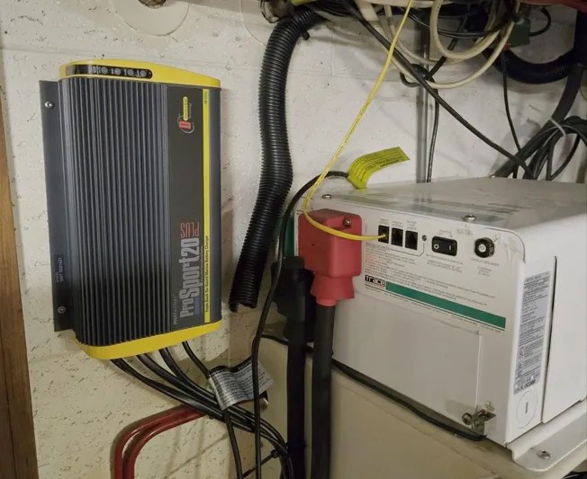 Blue Agave Yacht Photos Pics Charger