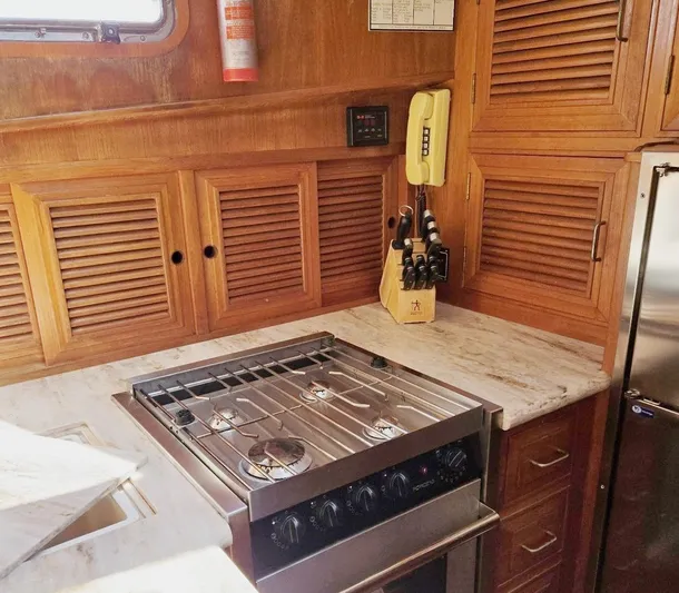 Blue Agave Yacht Photos Pics Propane stove
