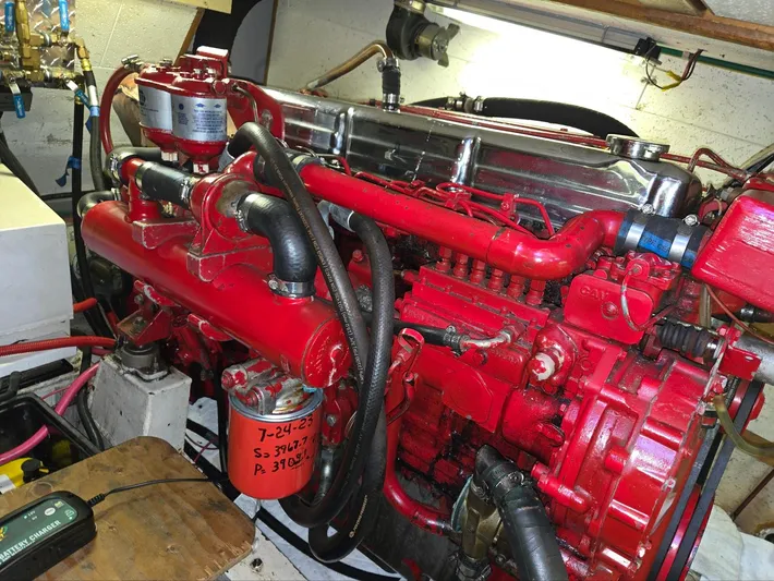 Blue Agave Yacht Photos Pics Engine room of 1983 Ocean Alexander 43 Flush Aft Deck - engine compartment