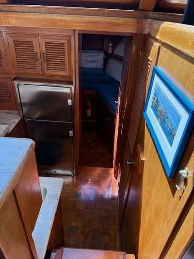 Blue Agave Yacht Photos Pics Entry into forward guest cabin