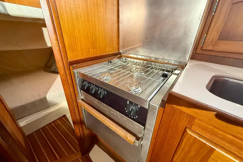  Yacht Photos Pics 2001 San Juan - Galley