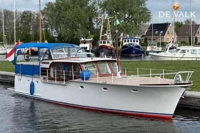 1967 Super Van Craft 14.40 Bakdekker