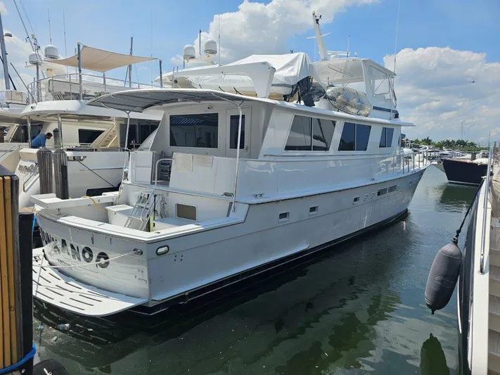 Junkanoo Yacht Photos Pics 