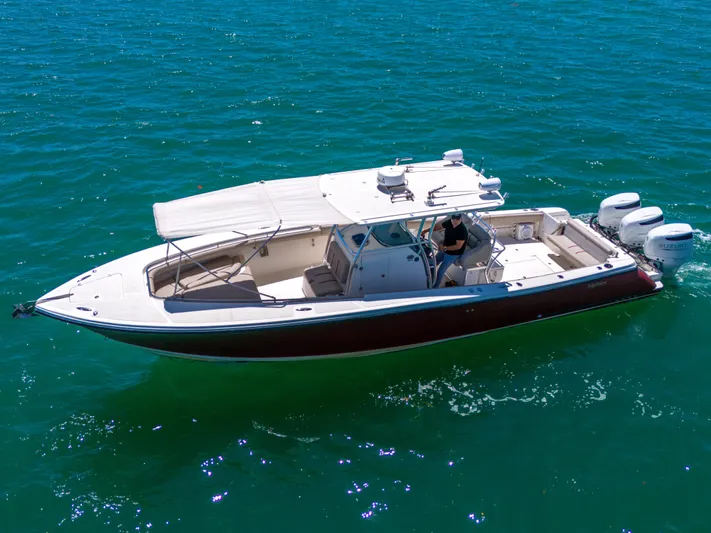 Yuca Yacht Photos Pics 