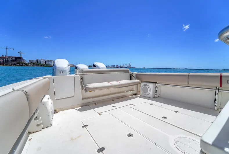 Yuca Yacht Photos Pics 