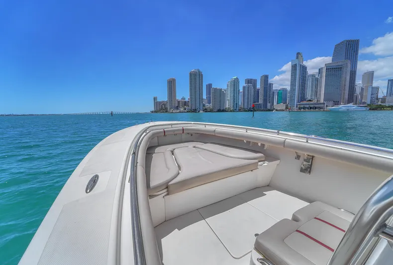 Yuca Yacht Photos Pics 