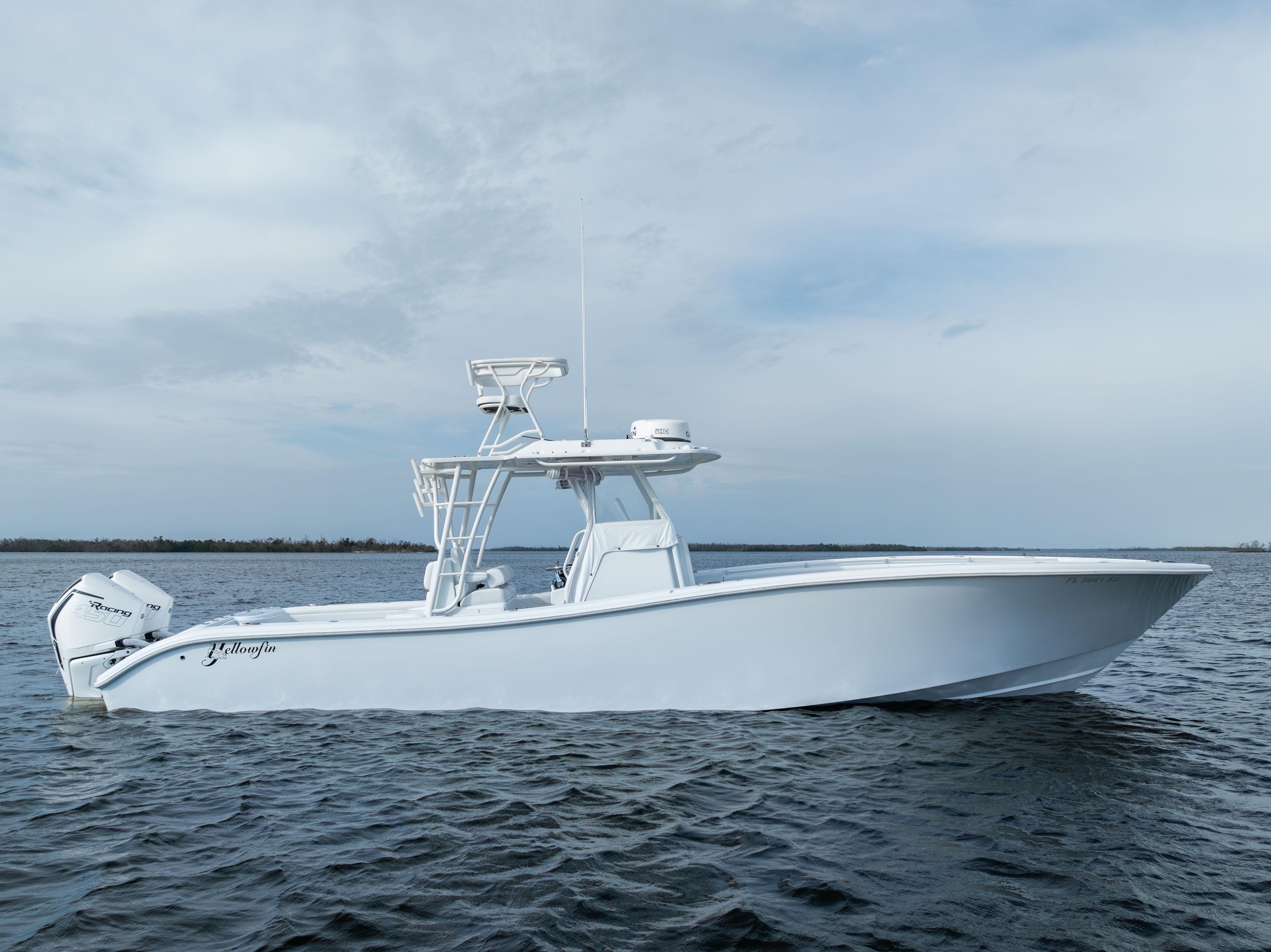 うのにもお得な情報満載！ Yellowfin 2021 36 YachtWorld - sale for Console Center Offshore ロッド