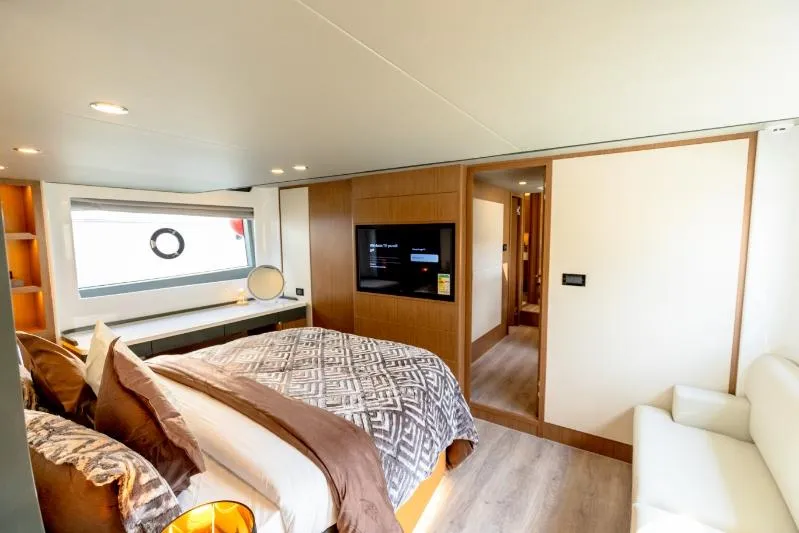 Welcome For Dealer Discussion Yacht Photos Pics 