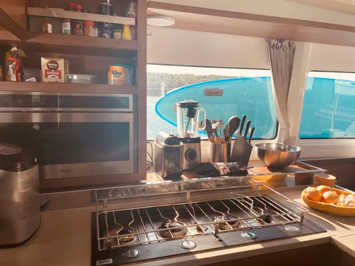 Sofia Yacht Photos Pics 