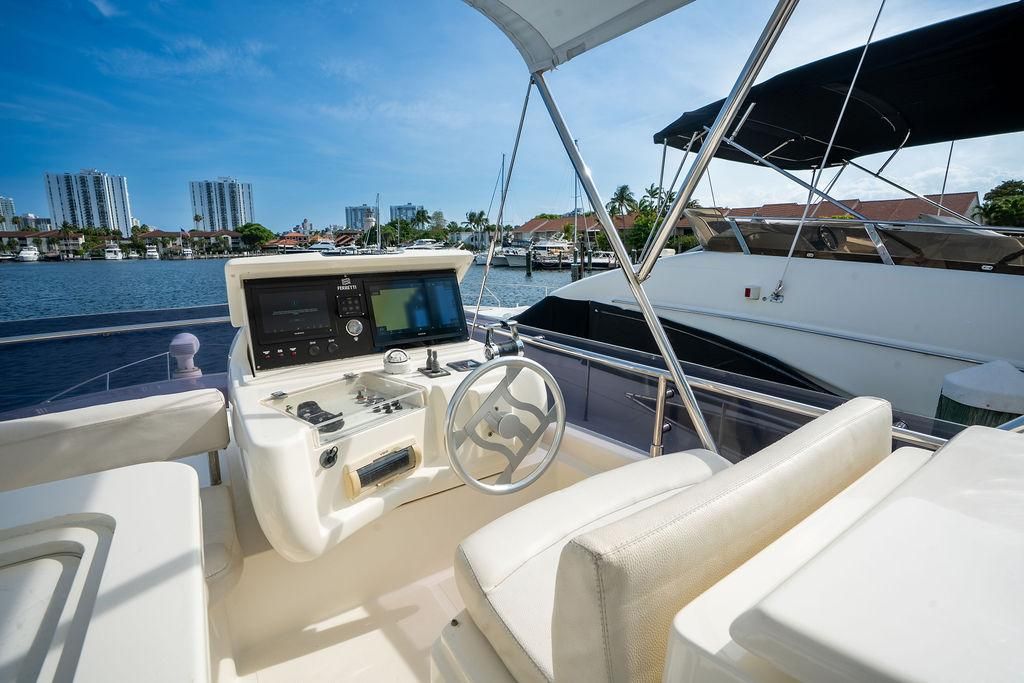 2009 Ferretti Yachts 47 