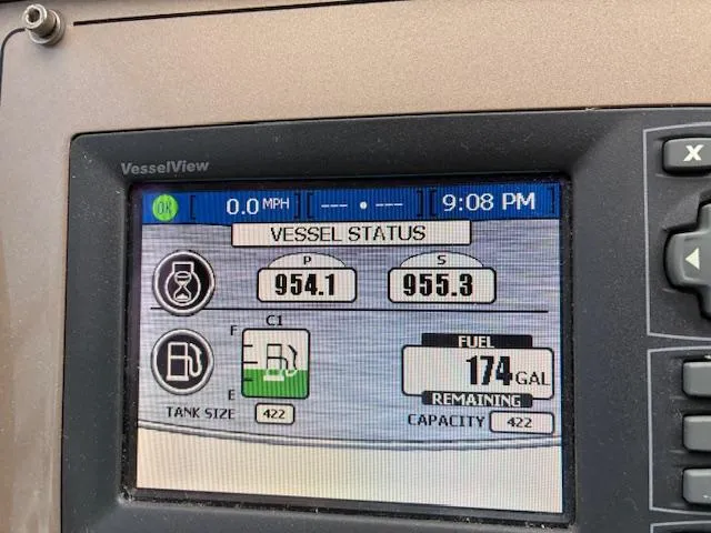  Yacht Photos Pics VesselView display showing fuel status on 2009 Ferretti Yachts 470, with 174 gallons remaining.