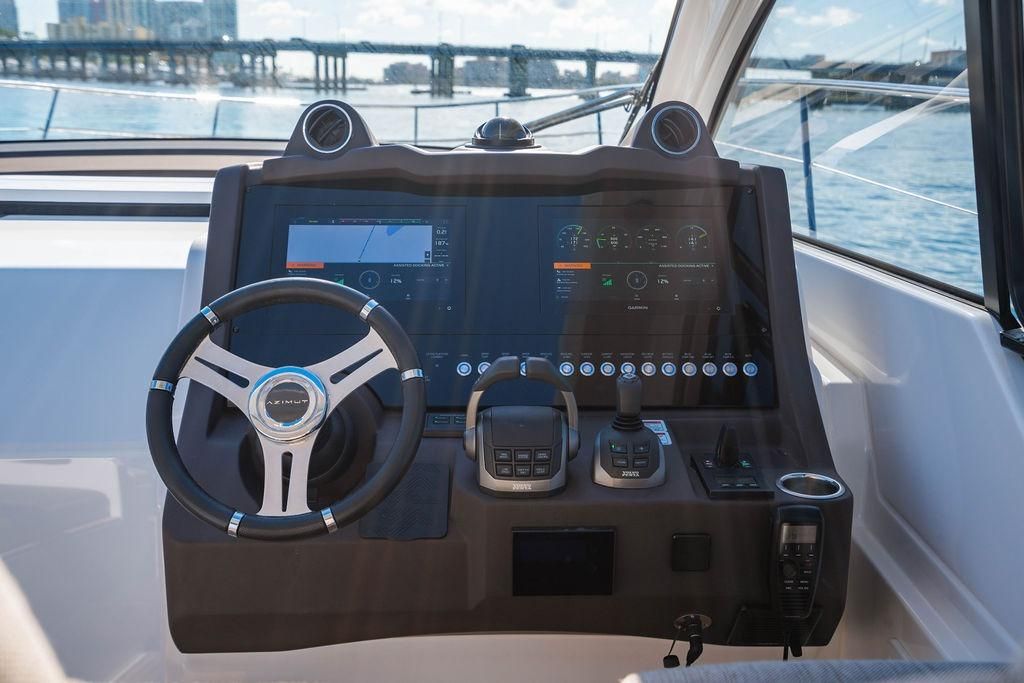 2022 Azimut 45 
