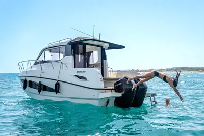 2026 Quicksilver Activ 905 Weekend Outboard