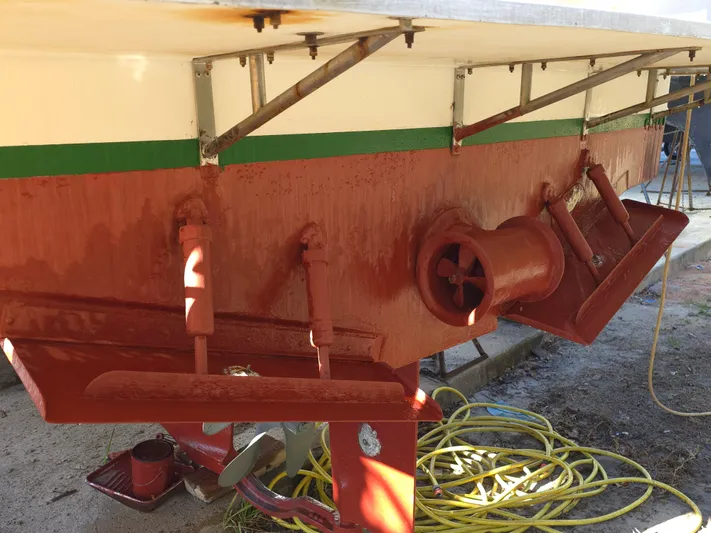 Lindy Yacht Photos Pics 