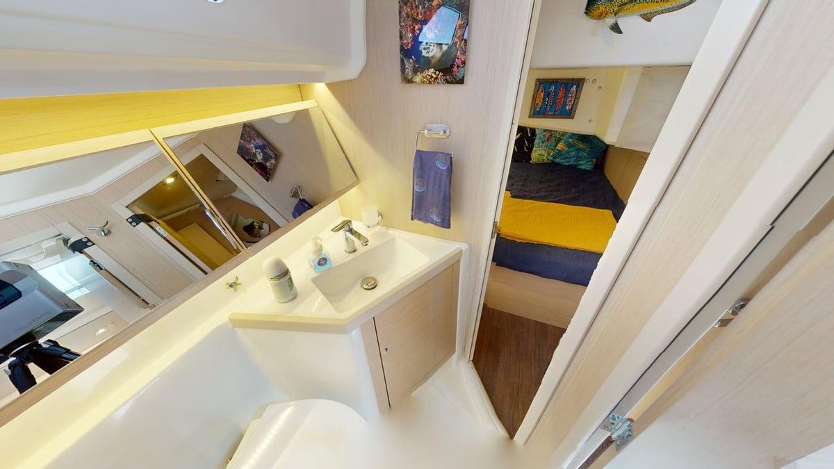 2021 Beneteau 42 