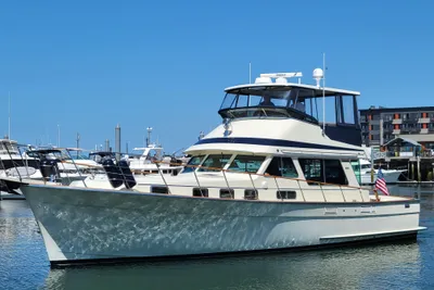 Tollycraft 48' Sedan