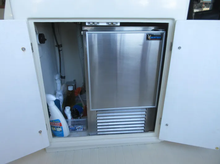 No Agenda Yacht Photos Pics 