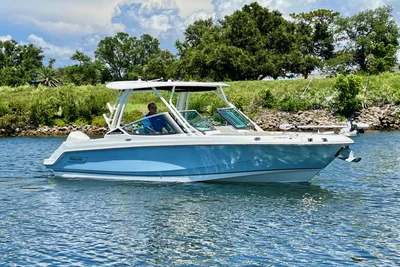 Boston Whaler 240 Vantage