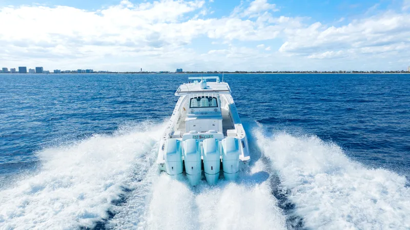 Sicario Yacht Photos Pics 