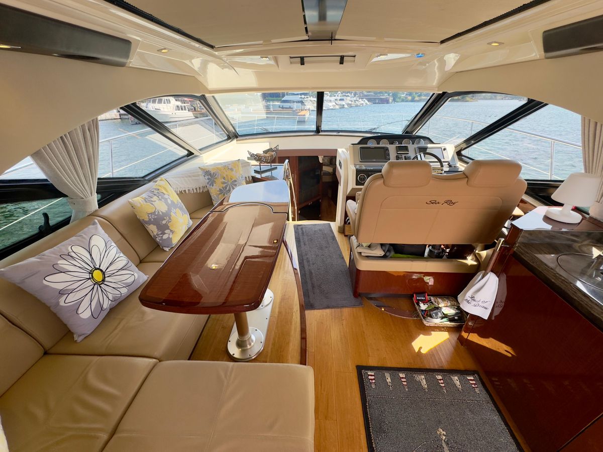 2014 Sea Ray 51 