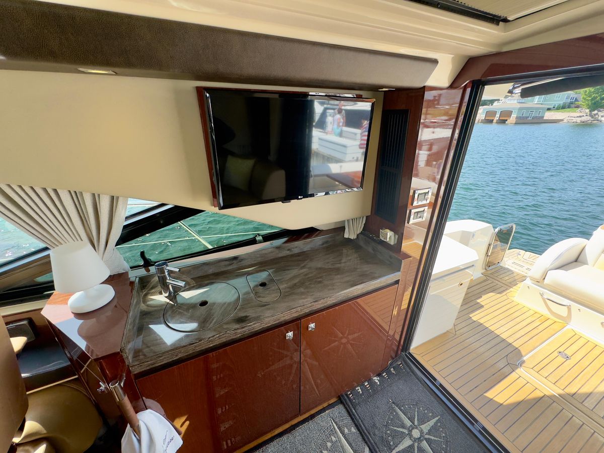 2014 Sea Ray 51 