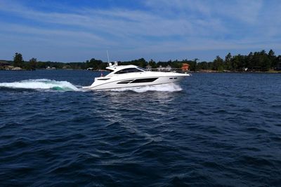 Yacht