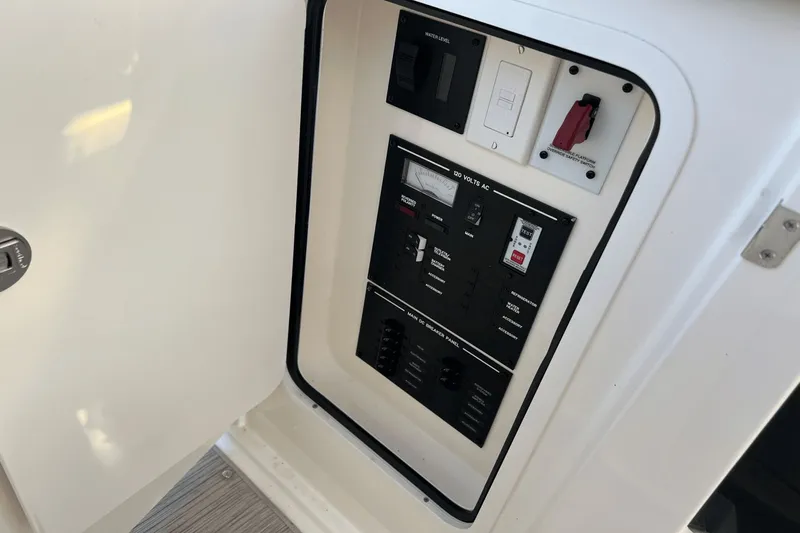 2018 Sea Ray 310 Slx Yacht Photos Pics 