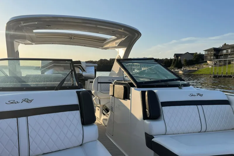 2018 Sea Ray 310 Slx Yacht Photos Pics 