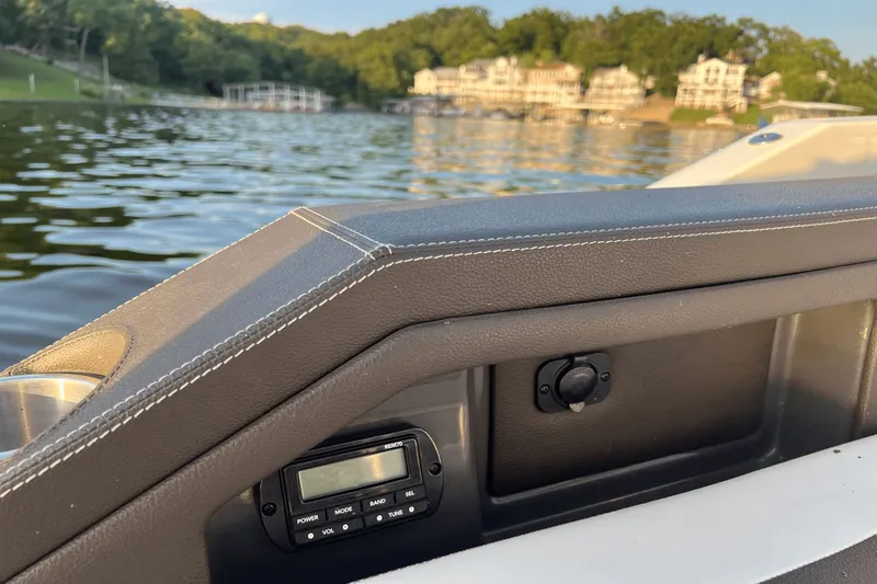 2018 Sea Ray 310 Slx Yacht Photos Pics 