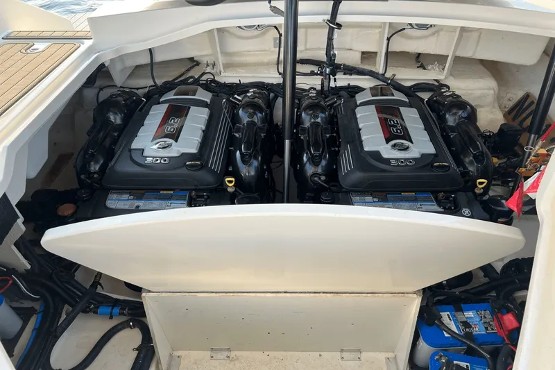 2018 Sea Ray 310 Slx Yacht Photos Pics 