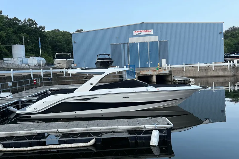 2018 Sea Ray 310 Slx Yacht Photos Pics 