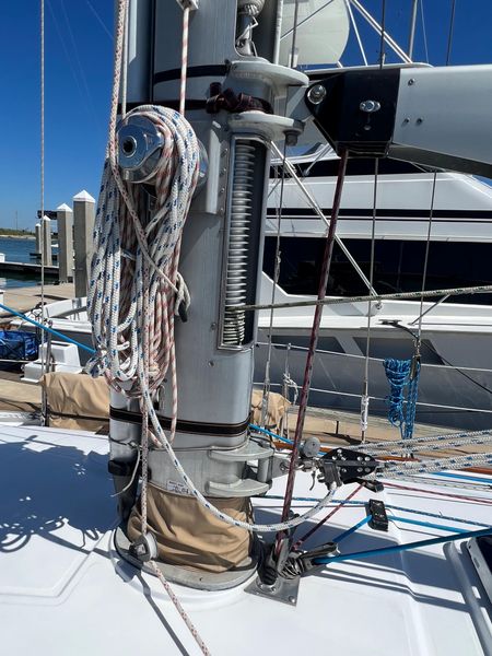 1993 Tayana 52