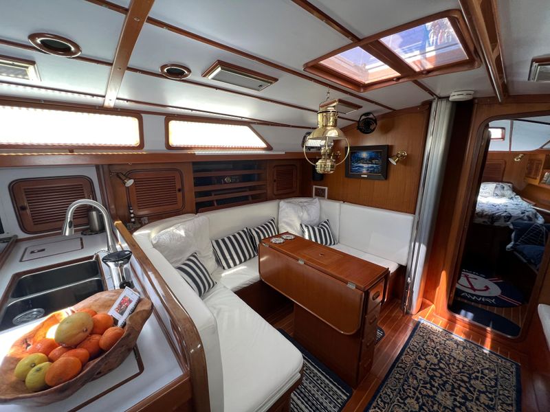 1993 Tayana 52