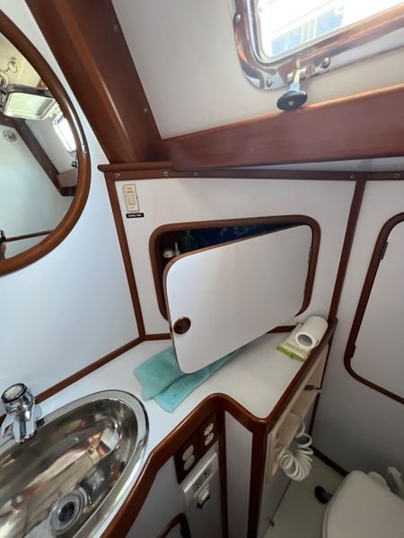 1993 Tayana 52