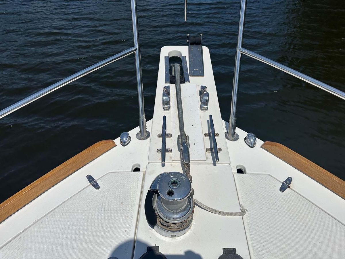 2005 Sabre 42 