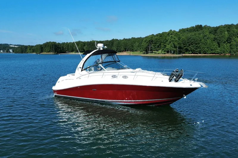 Choppy Waters Yacht Photos Pics 