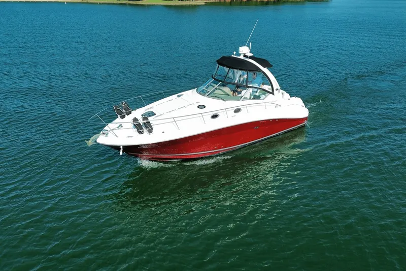 Choppy Waters Yacht Photos Pics 