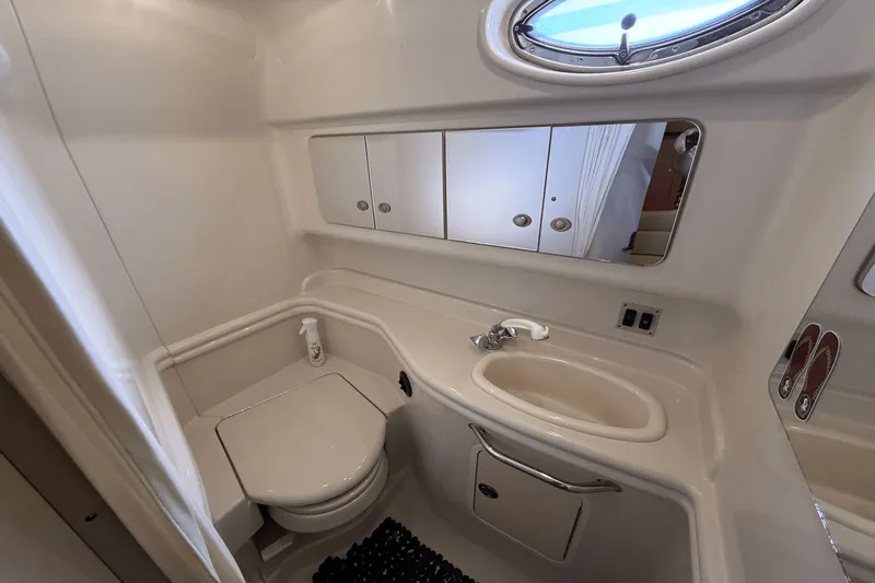 Choppy Waters Yacht Photos Pics 