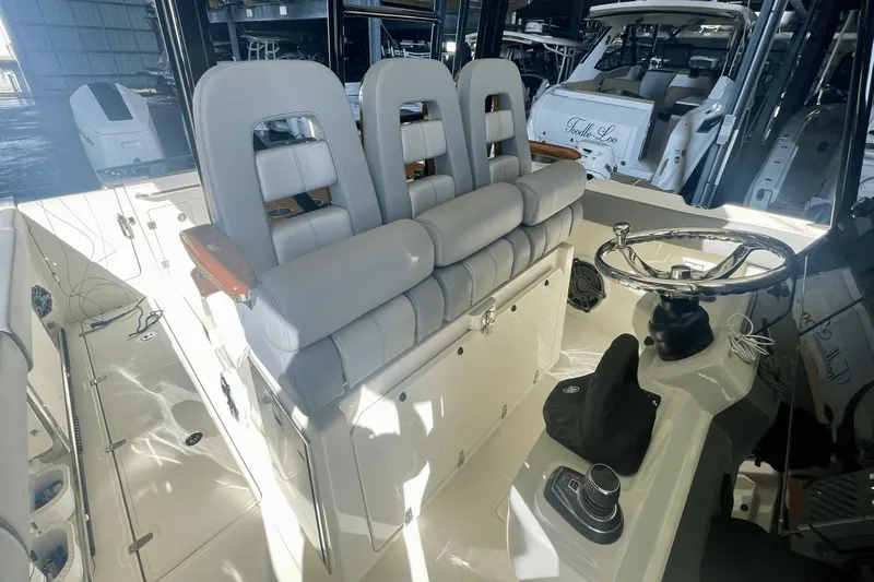 Miami Sound Machine Yacht Photos Pics 