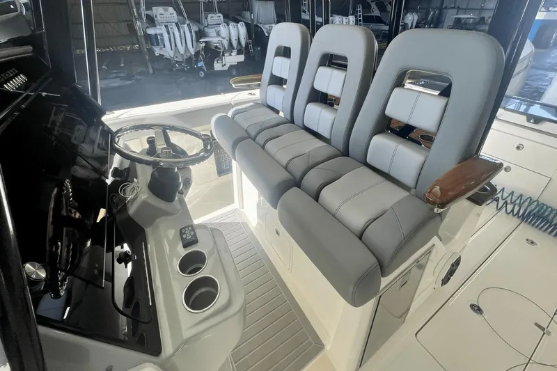 Miami Sound Machine Yacht Photos Pics 